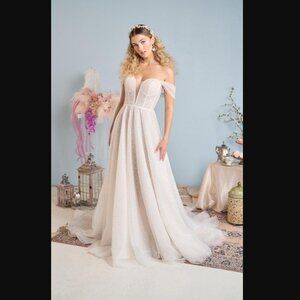 Stevie MC2274 by Miss Chloe